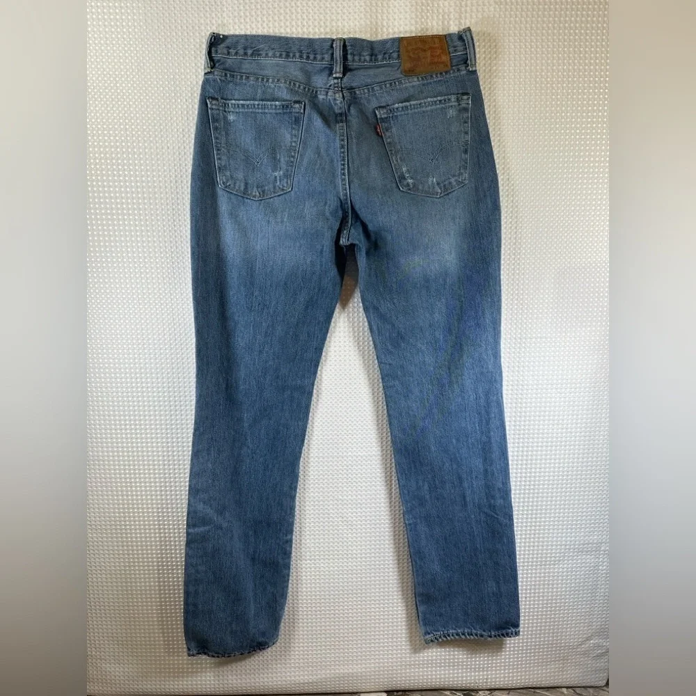 Levi’s 514 Distressed Men's Jeans